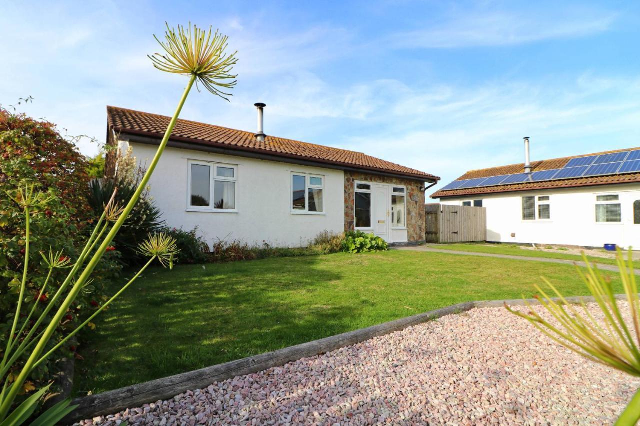Holiday Bungalow, Short Drive To 7 Beaches! St Merryn Buitenkant foto